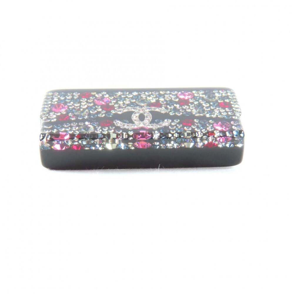 CHANEL Black Logo Brooch - Picture 4 of 8